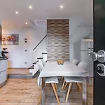 Exclusive-lakeview Bella Vista Orta G&g *